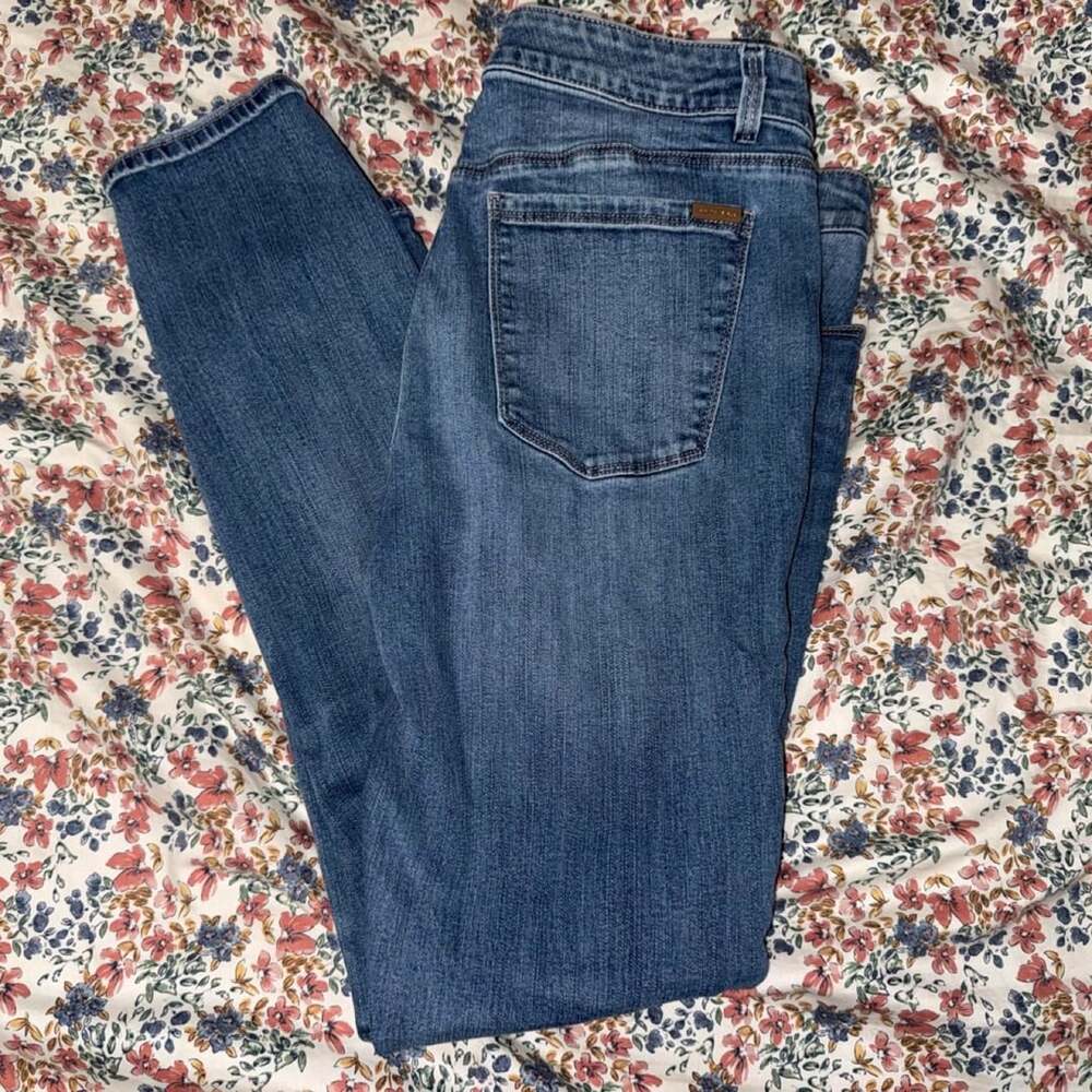 White House Black Market The Skinny Jeans Floral Distressed Size 10